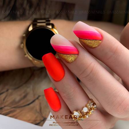 N30 UV Gel Polish MAKEAR 8ml - Image 4