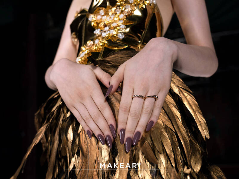 pol pm 949 Heidi Lakier hybrydowy Makear 1232 2 (1)